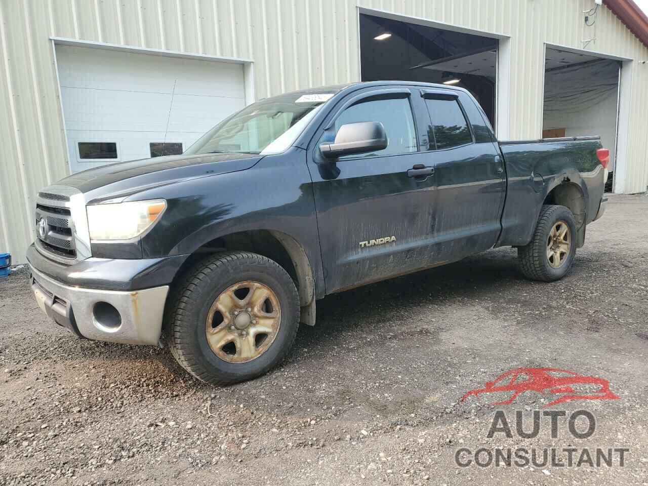 TOYOTA TUNDRA 2011 - 5TFUM5F18BX023782