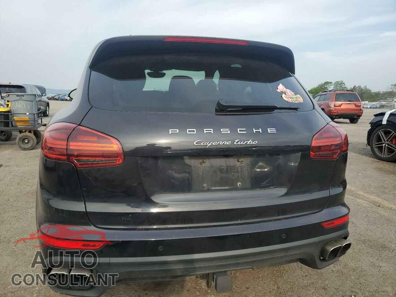 PORSCHE CAYENNE 2015 - WP1AC2A28FLA82086