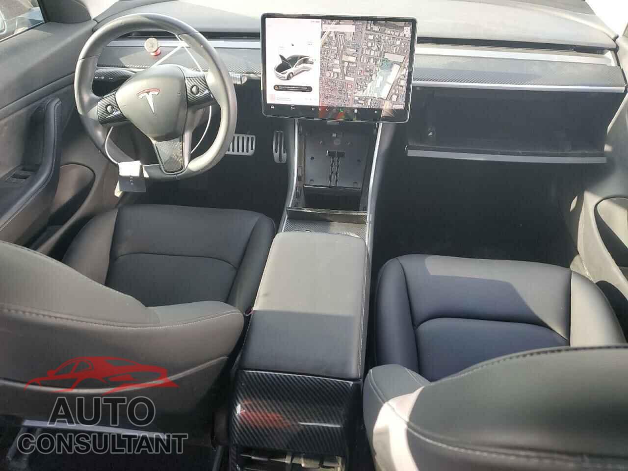 TESLA MODEL 3 2018 - 5YJ3E1EBXJF067707