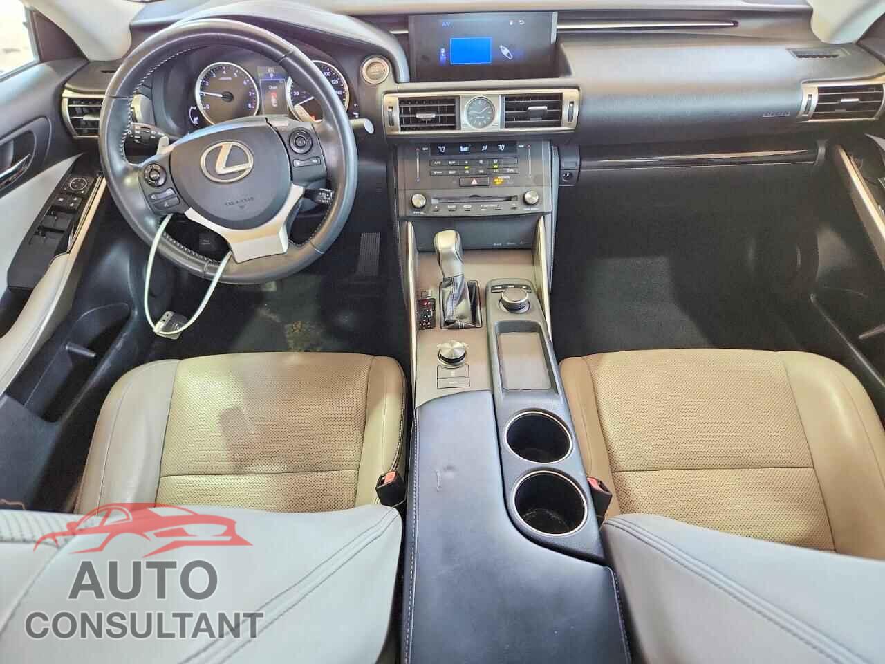 LEXUS IS 2015 - JTHBF1D2XF5056580