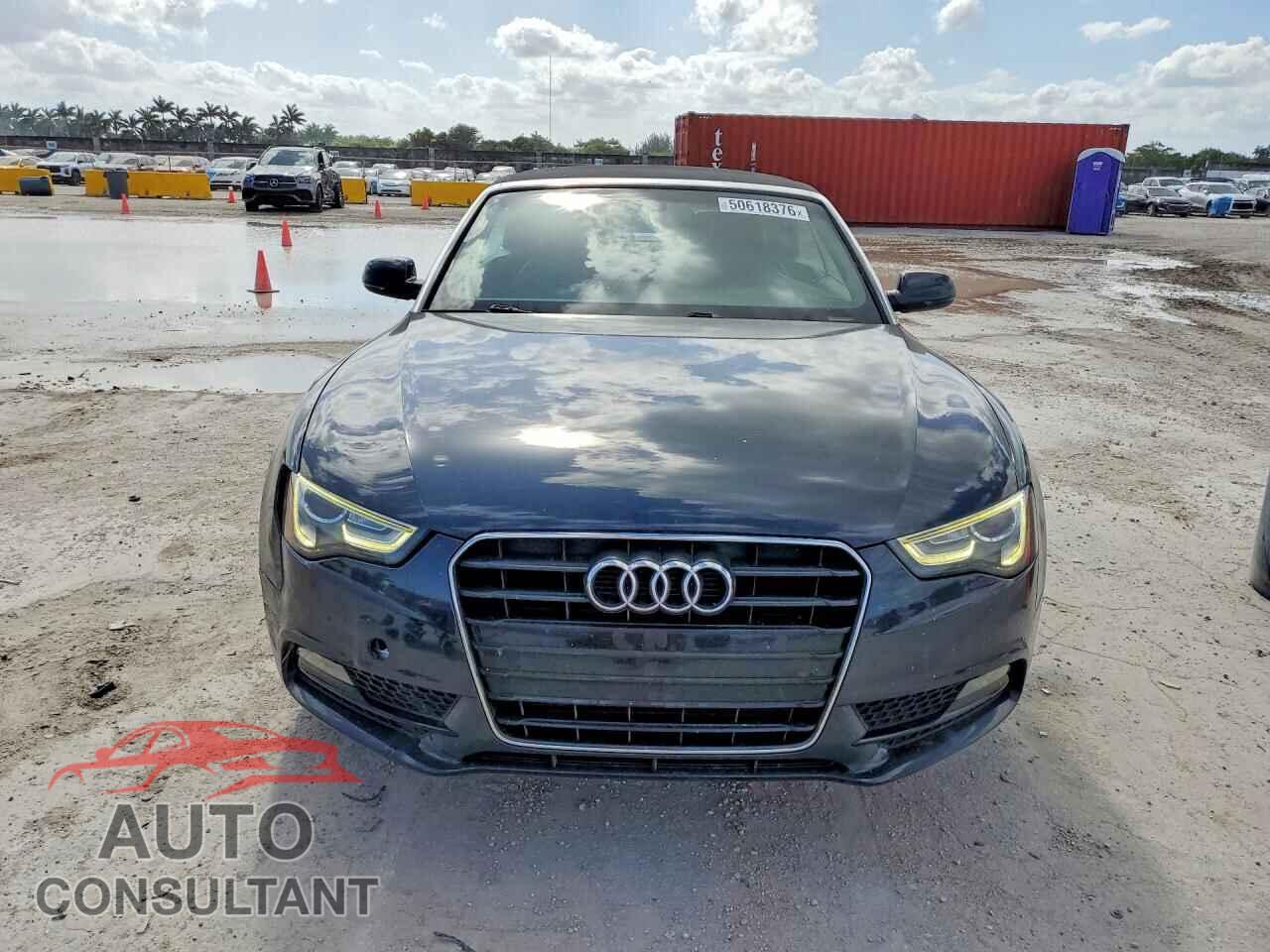 AUDI A5 2013 - WAUJFAFH9DN010330