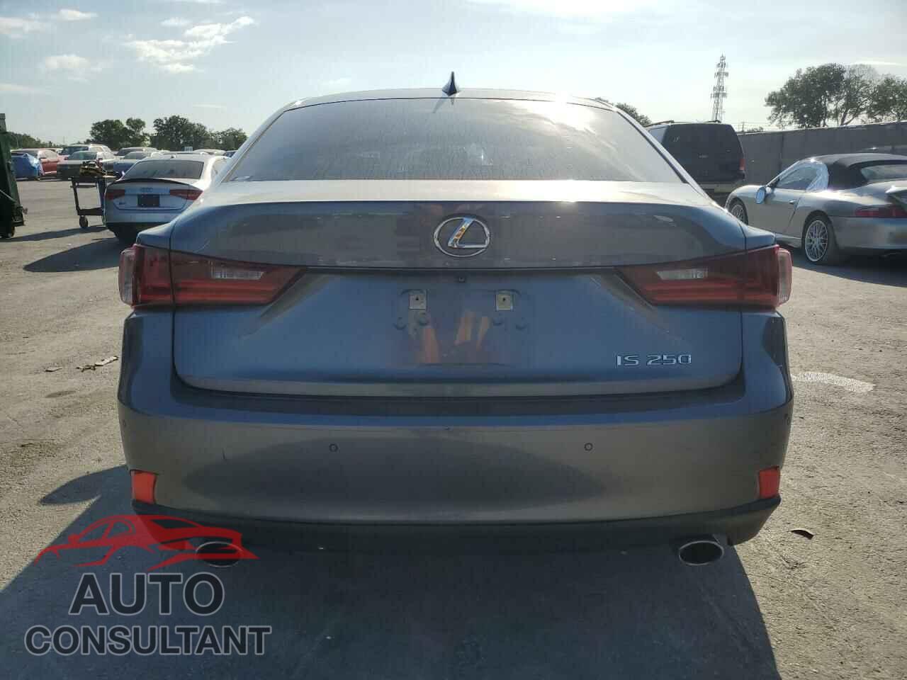 LEXUS IS 2014 - JTHBF1D22E5022972