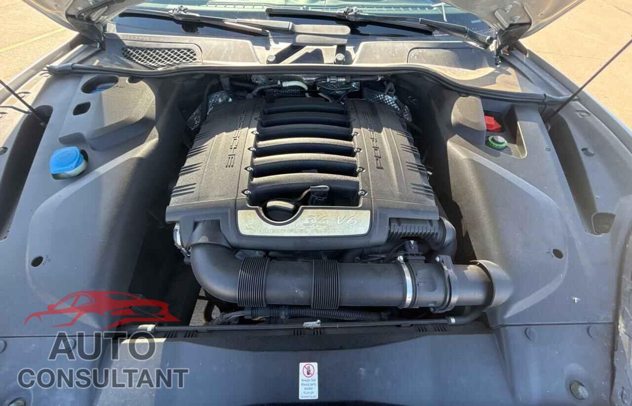 PORSCHE CAYENNE 2016 - WP1AA2A27GLA08326