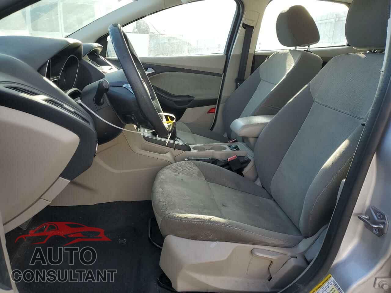 FORD FOCUS 2014 - 1FADP3F23EL376520