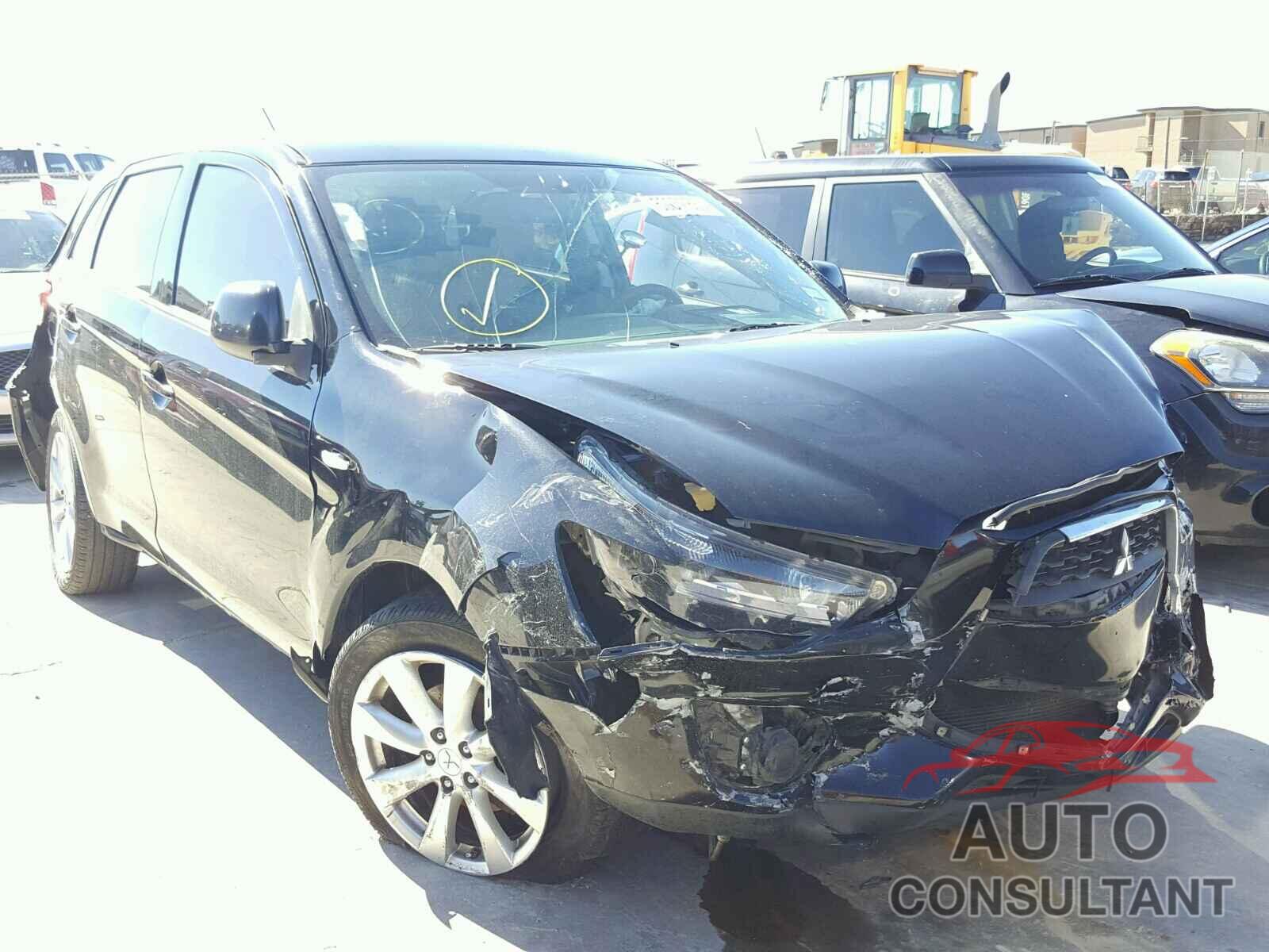 MITSUBISHI OUTLANDER 2015 - 4A4AP3AU8FE004448