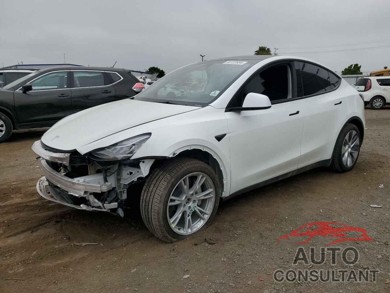 TESLA MODEL Y 2023 - 7SAYGDEE7PA111019