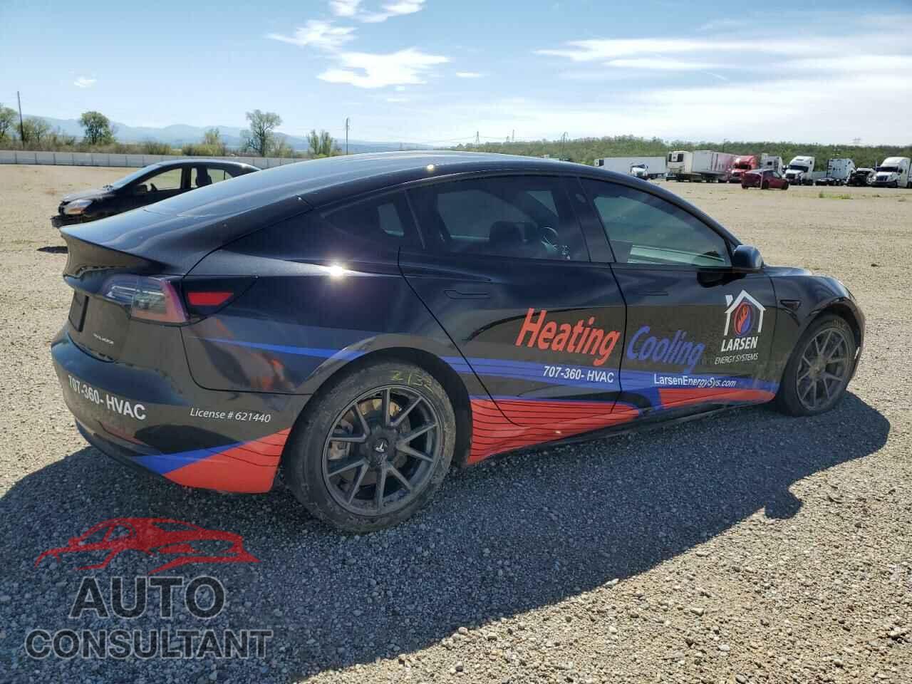 TESLA MODEL 3 2021 - 5YJ3E1EB1MF002068