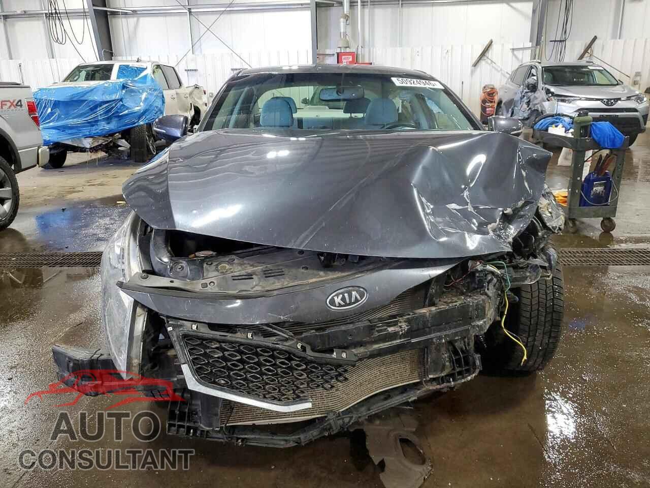 KIA OPTIMA 2011 - KNAGM4A79B5126592