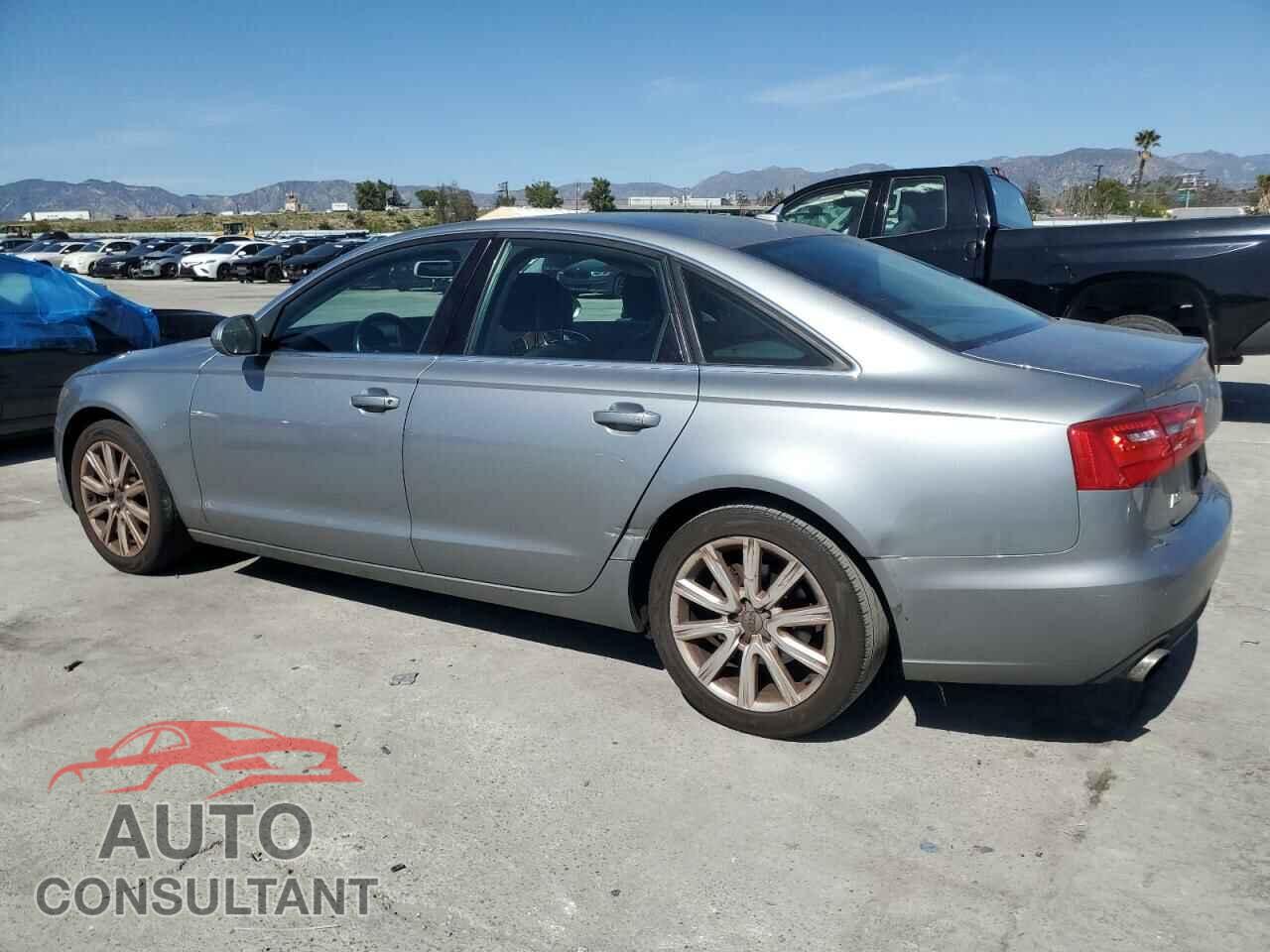 AUDI A6 2013 - WAUDFAFC6DN096374