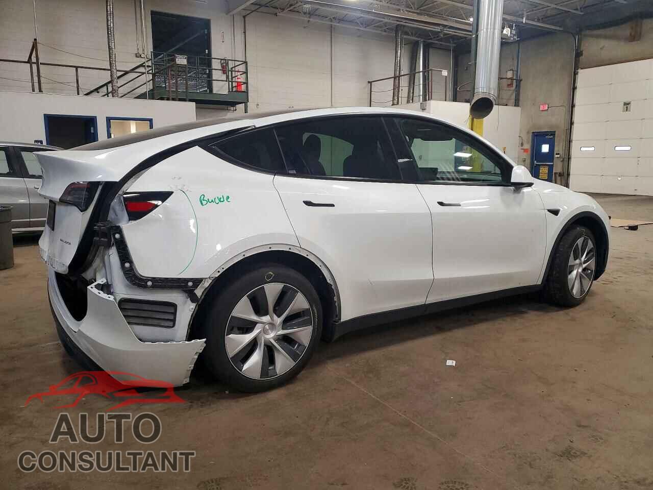 TESLA MODEL Y 2023 - 7SAYGDEE4PF762045