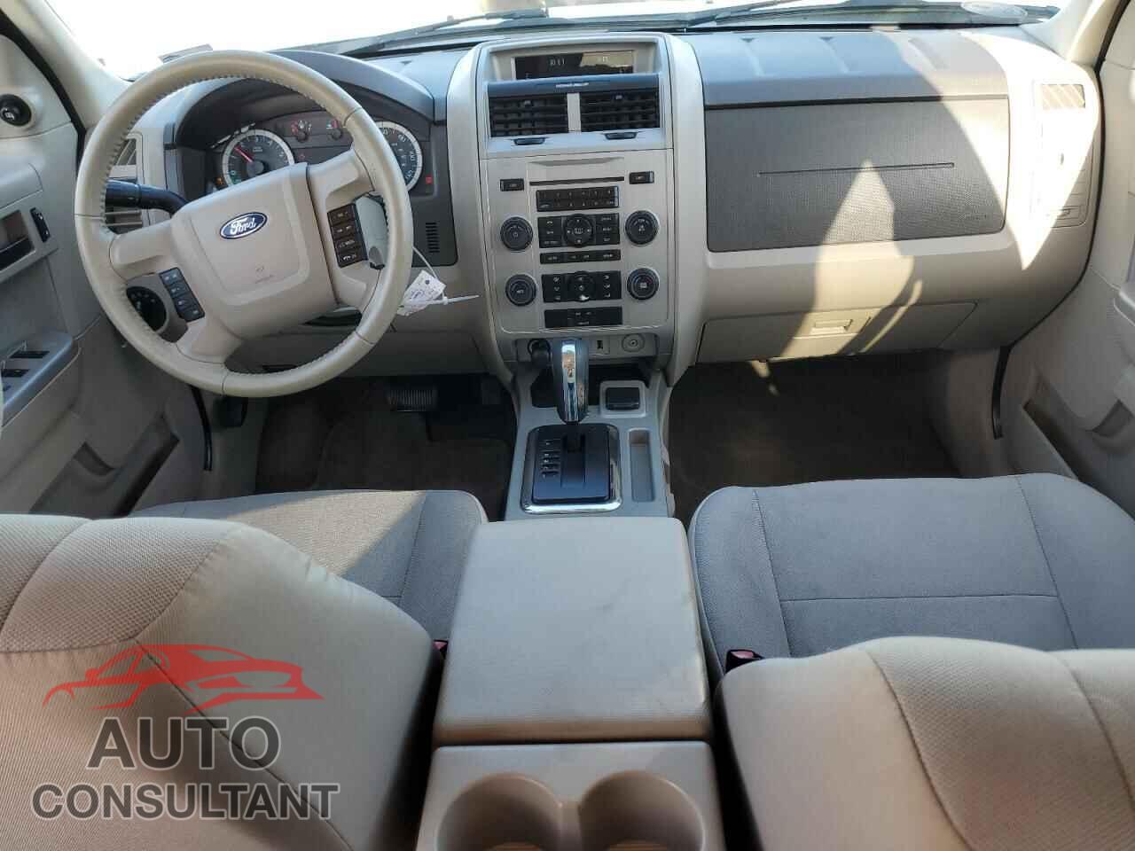 FORD ESCAPE 2010 - 1FMCU4K31AKD22342