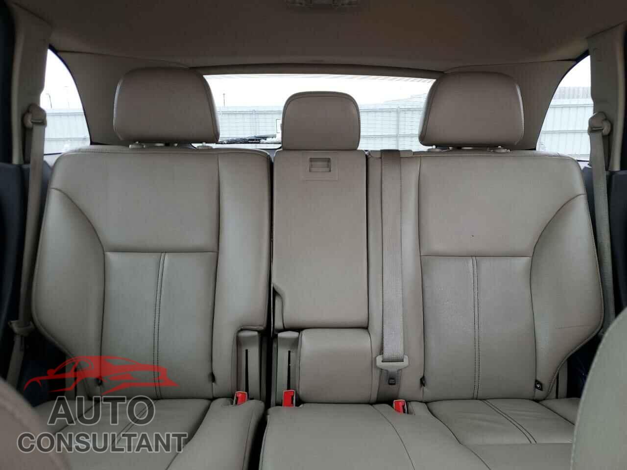 FORD EDGE 2011 - 2FMDK3JC8BBA95474