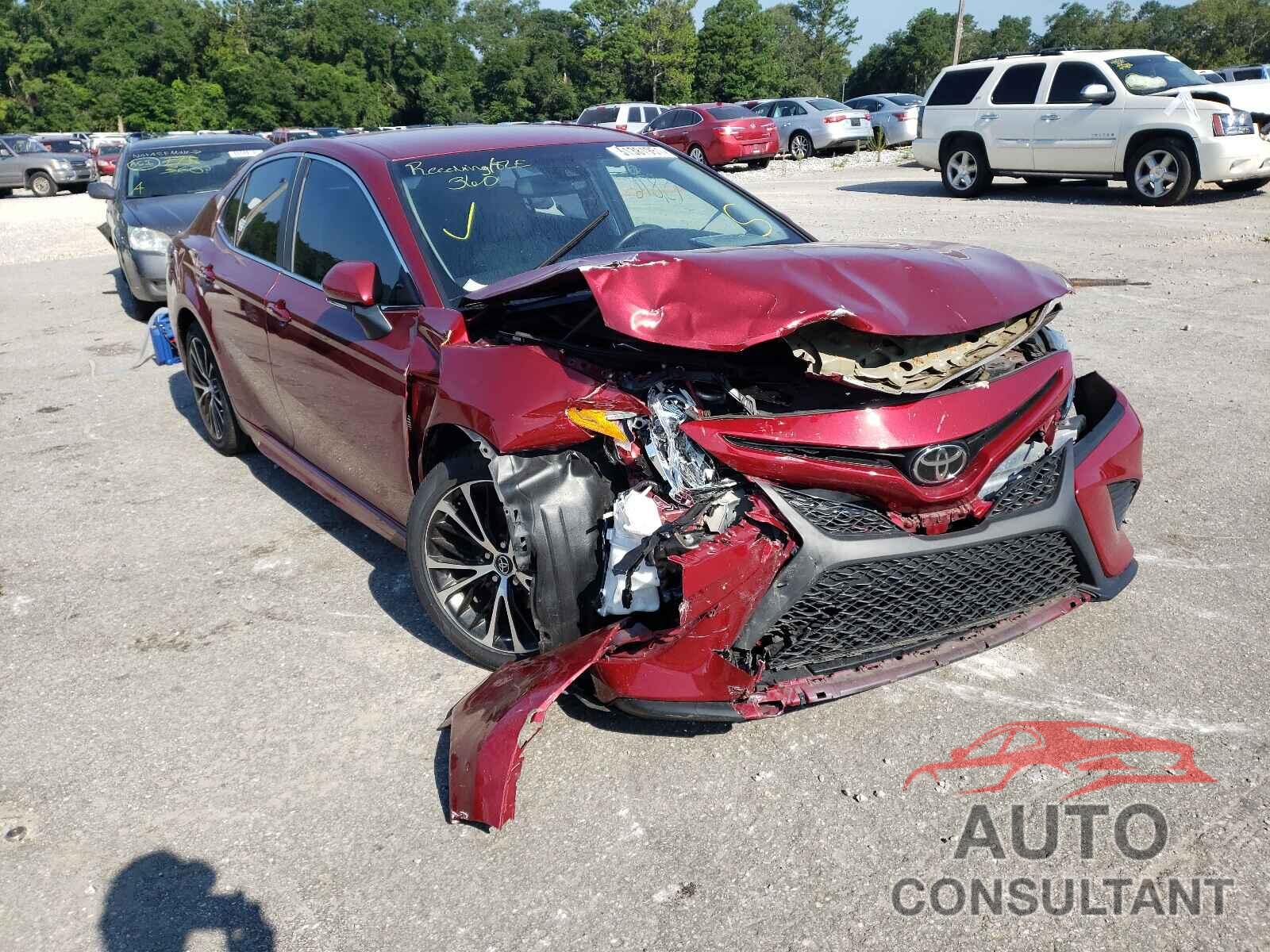 TOYOTA CAMRY 2018 - 4T1B11HK2JU545169