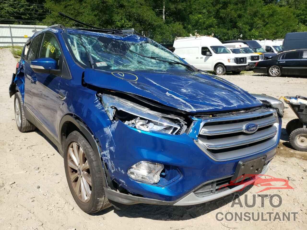 FORD ESCAPE 2017 - 1FMCU9J92HUC70074