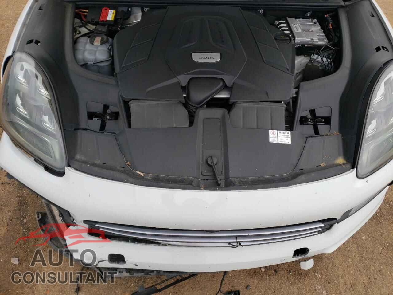 PORSCHE CAYENNE 2021 - WP1AA2AY0MDA01051
