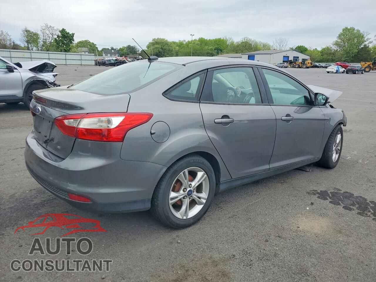 FORD FOCUS 2014 - 1FADP3F27EL201302