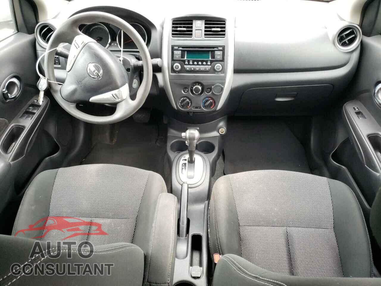 NISSAN VERSA 2017 - 3N1CN7AP1HL893588