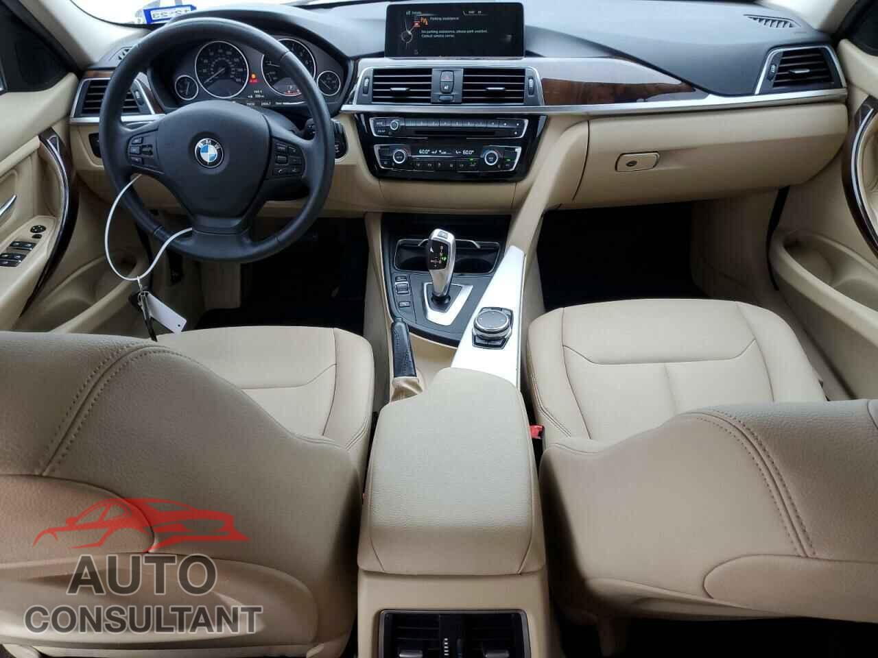 BMW 3 SERIES 2016 - WBA8E1G55GNU12257