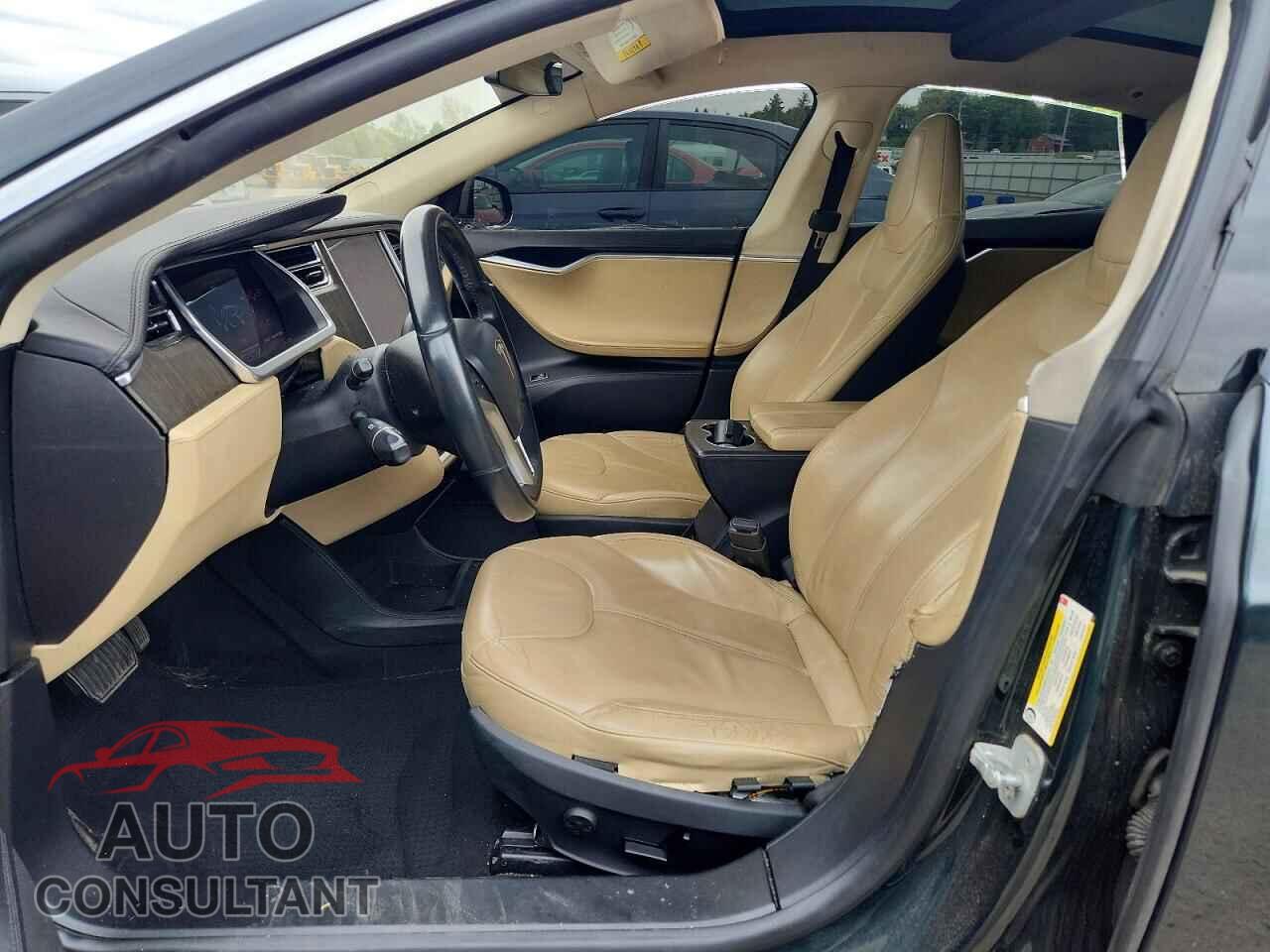 TESLA MODEL S 2013 - 5YJSA1DN5DFP06115