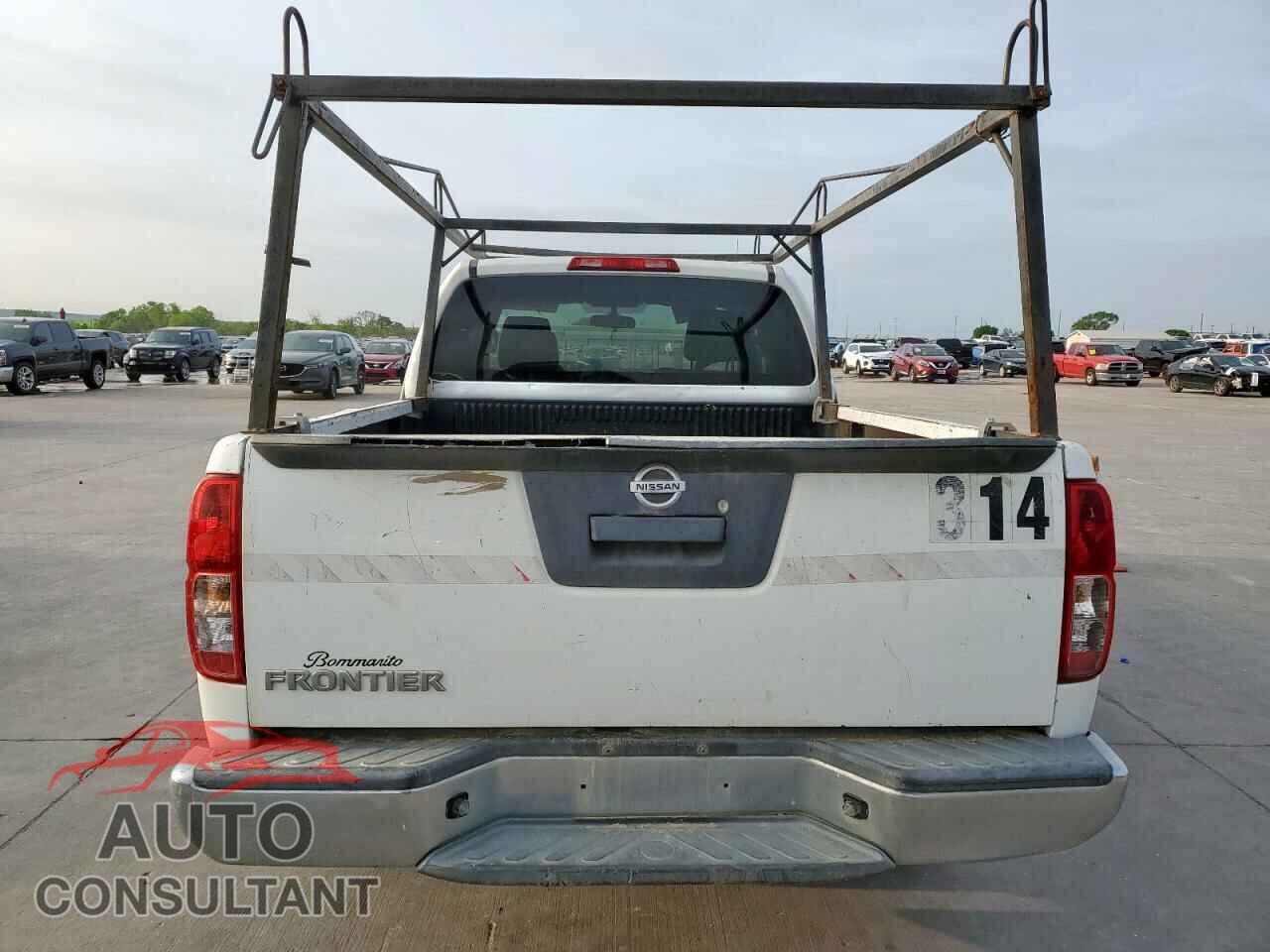NISSAN FRONTIER 2014 - 1N6BD0CT3EN772437