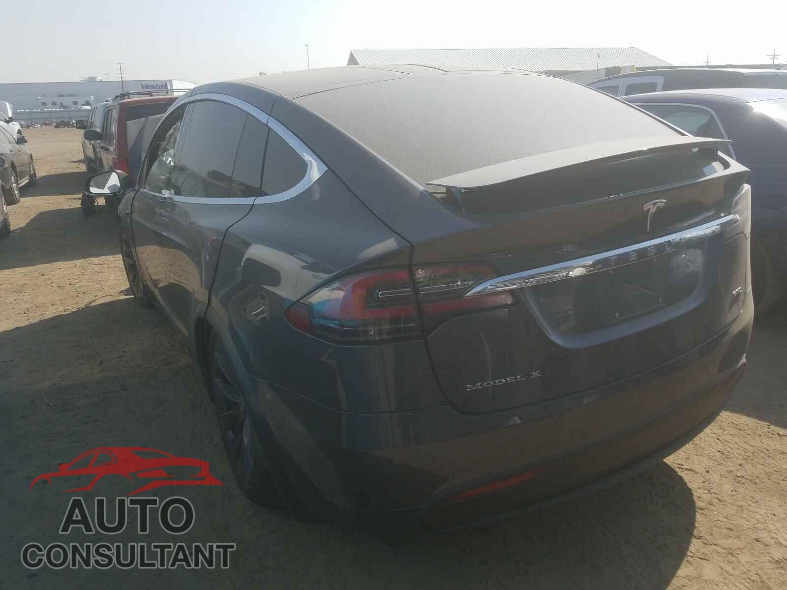 TESLA MODEL X 2017 - 5YJXCBE27HF054887