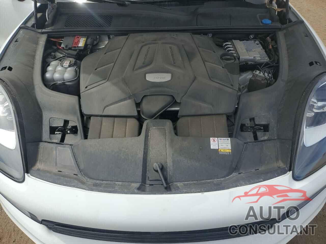 PORSCHE CAYENNE 2022 - WP1AA2AY2NDA04695