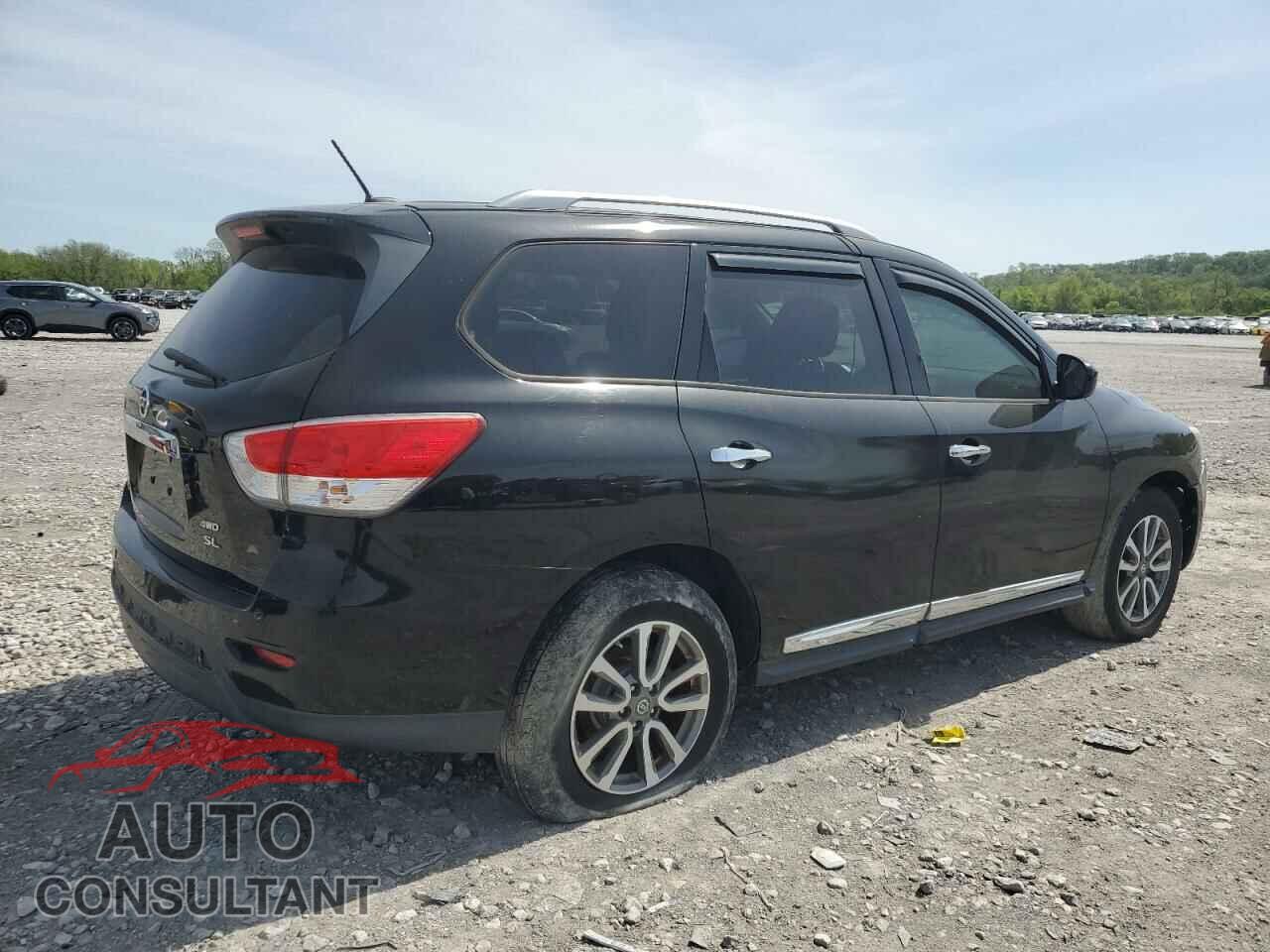 NISSAN PATHFINDER 2013 - 5N1AR2MM3DC641114
