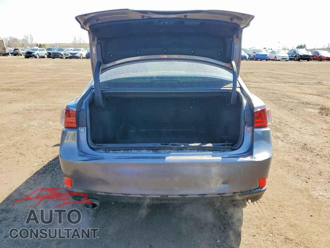 LEXUS IS 2015 - JTHCF1D20F5025729