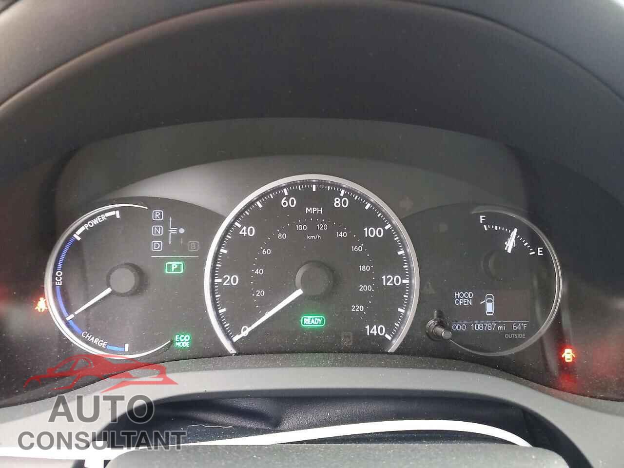 LEXUS CT 200 2011 - JTHKD5BH4B2017564