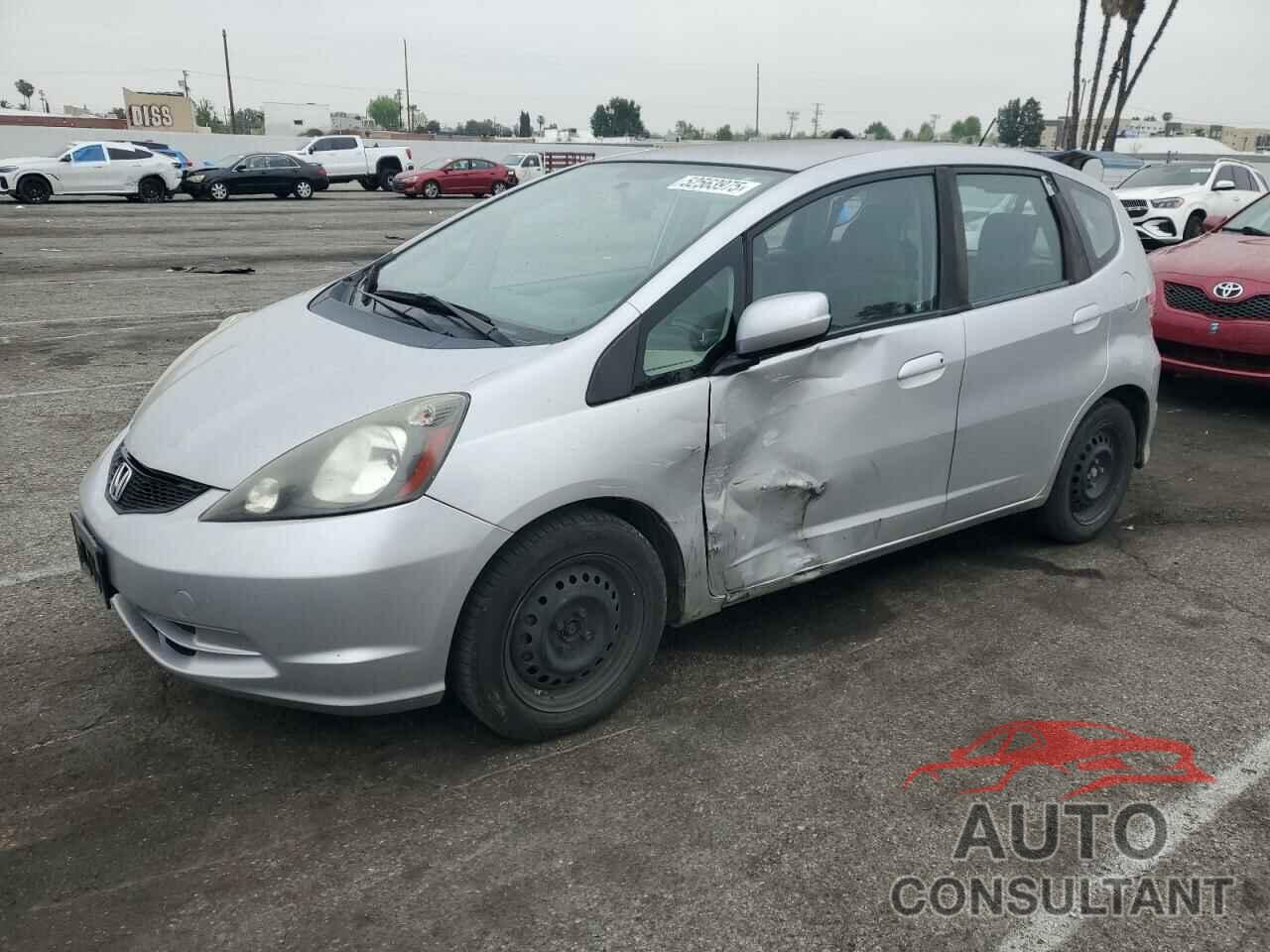 HONDA FIT 2013 - JHMGE8H39DC041808