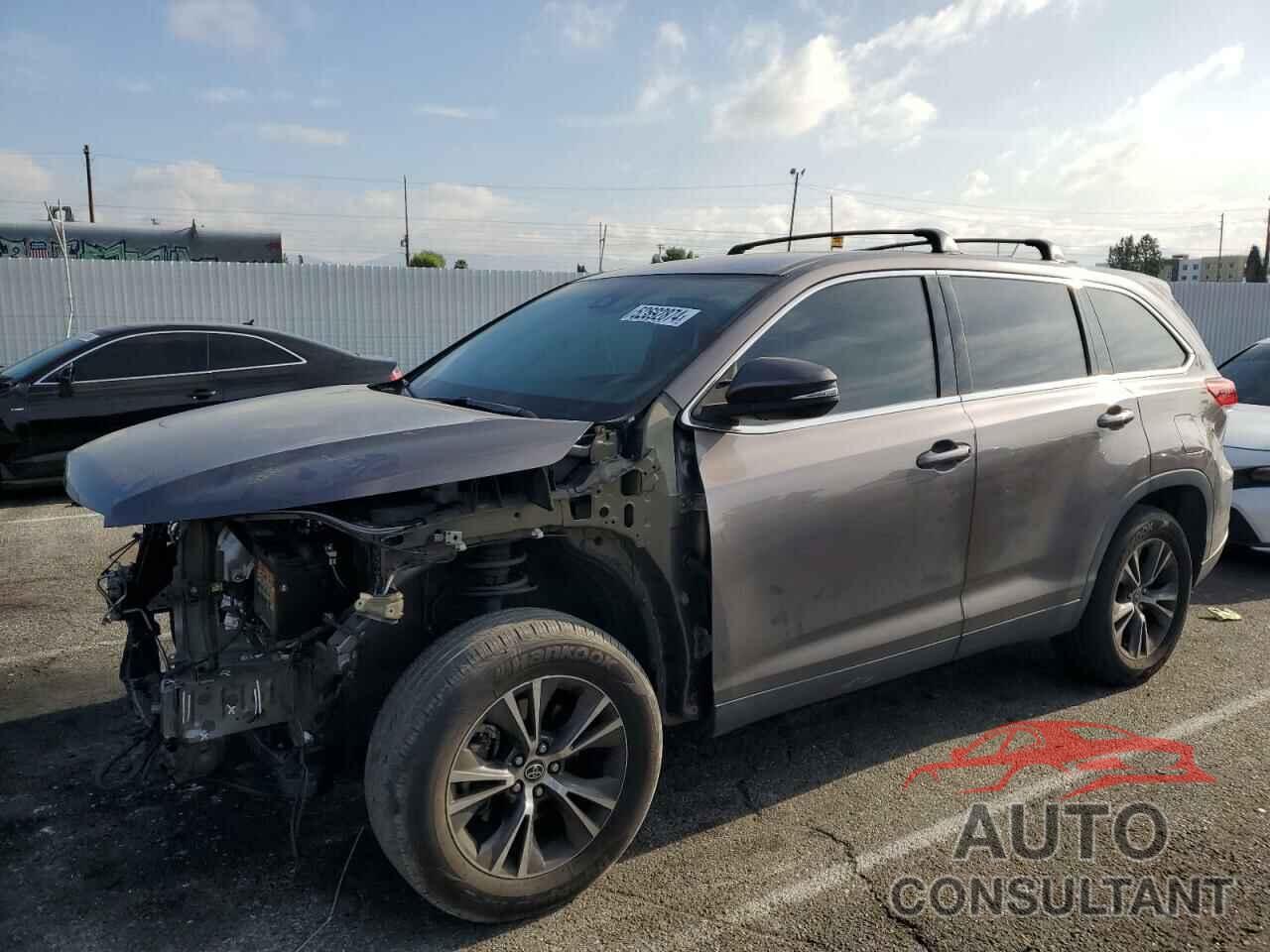 TOYOTA HIGHLANDER 2019 - 5TDZARFH4KS046002