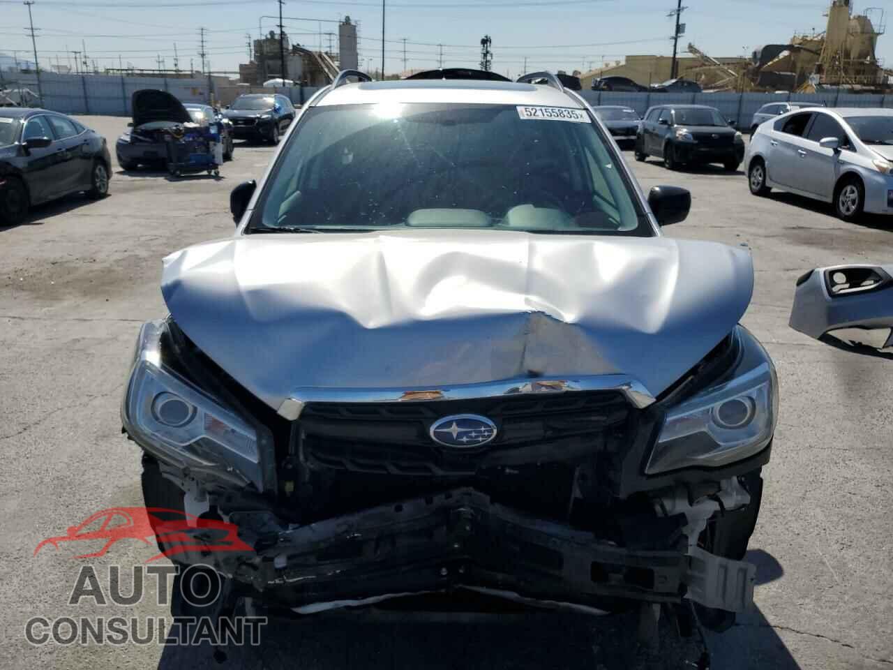 SUBARU FORESTER 2018 - JF2SJAEC9JH476086