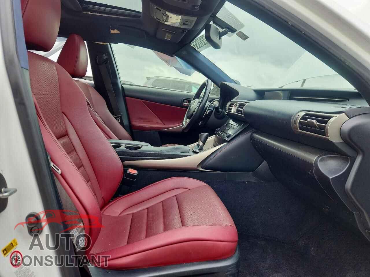 LEXUS IS 2014 - JTHBF1D2XE5038918