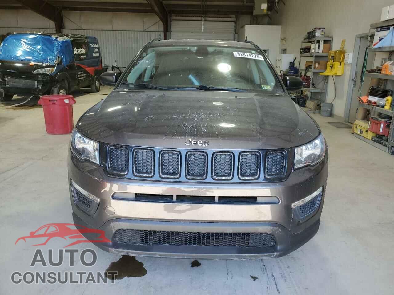 JEEP COMPASS 2018 - 3C4NJDAB2JT101572
