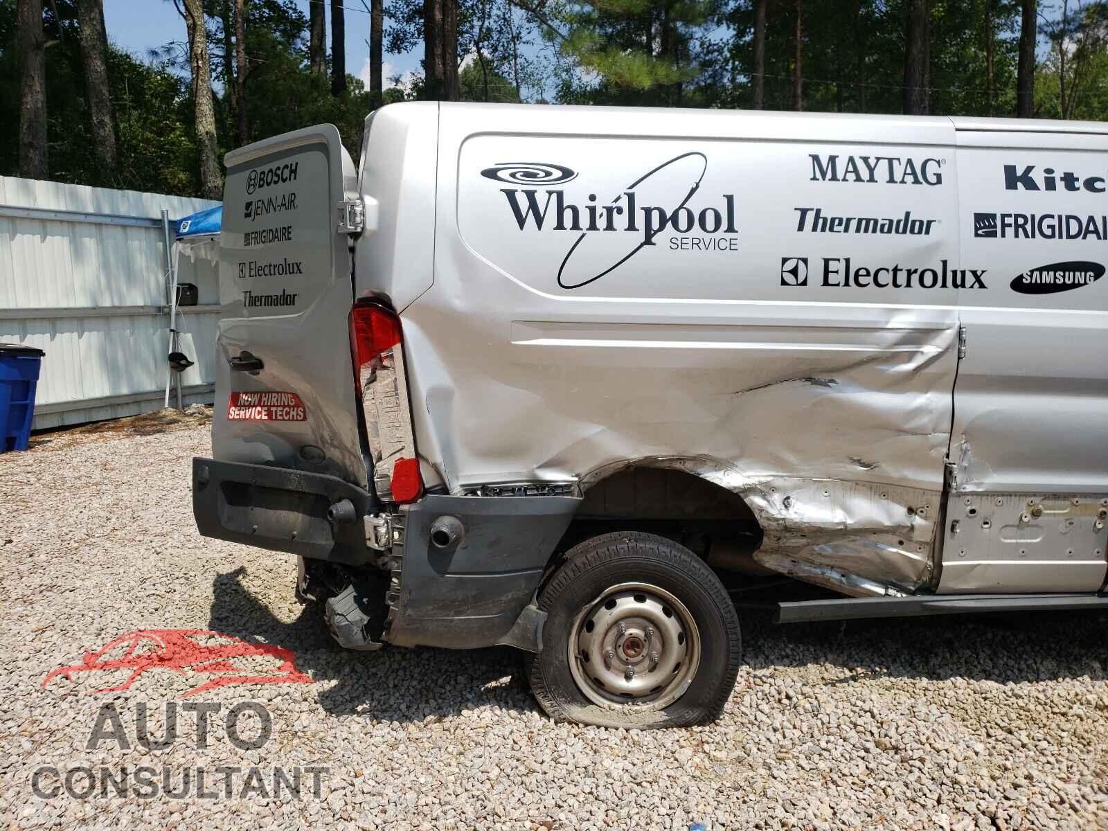 FORD TRANSIT CO 2018 - 1FTYR2ZM7JKA17149