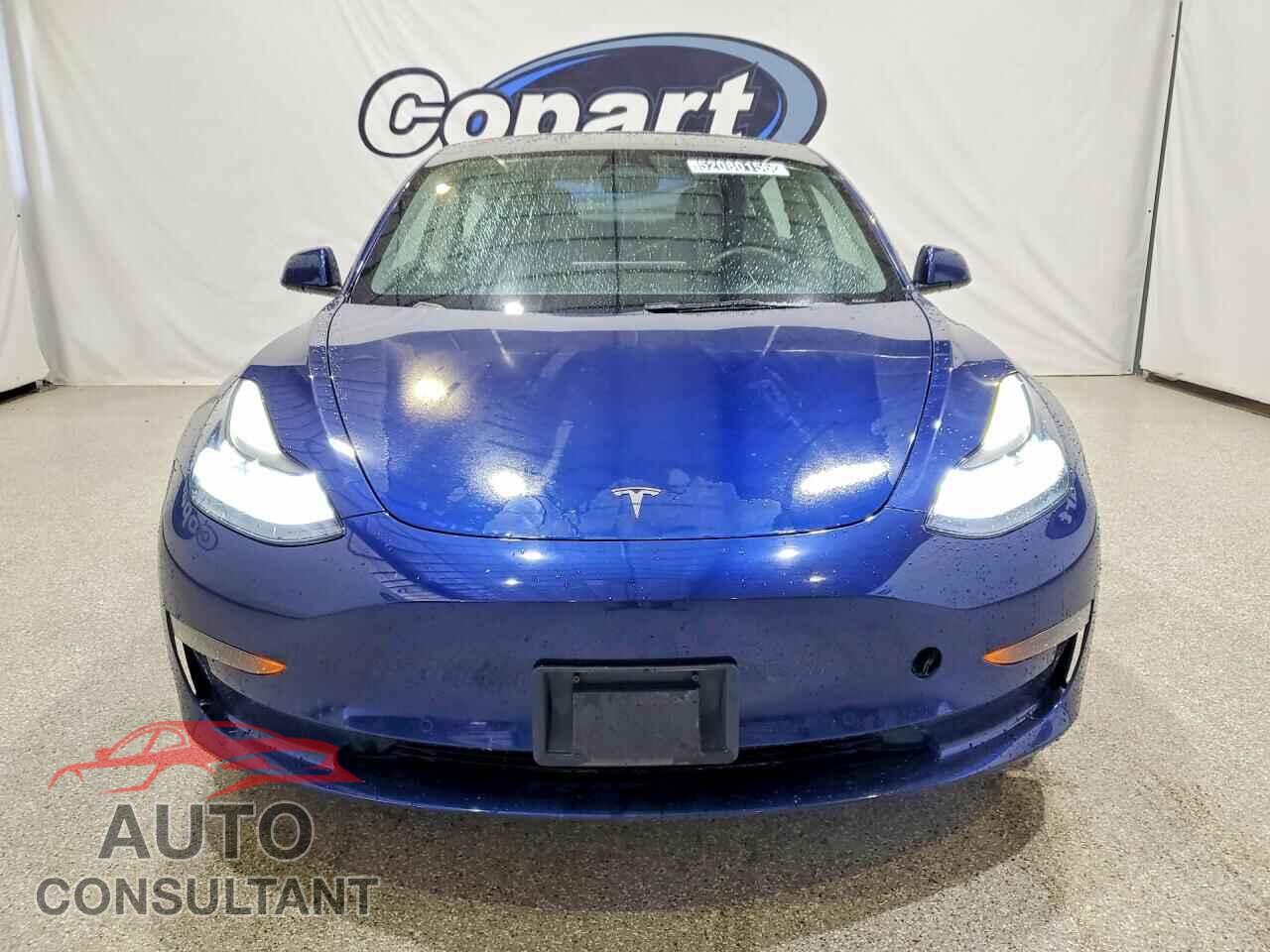 TESLA MODEL 3 2022 - 5YJ3E1EA8NF303820