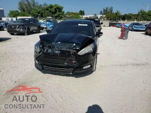 FORD FOCUS 2017 - 1FADP3L96HL298210