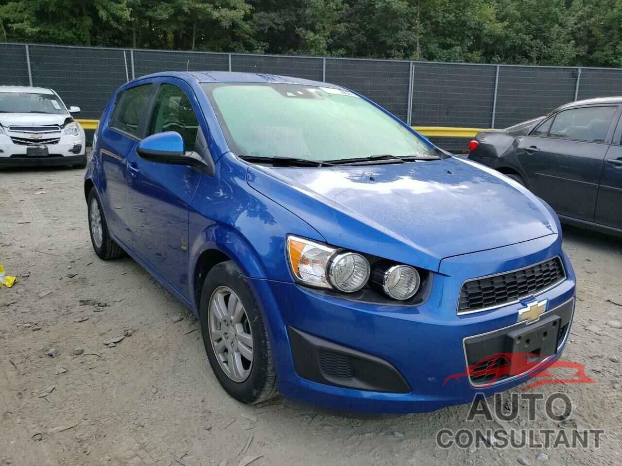 CHEVROLET SONIC 2016 - 1G1JC6SG3G4175167