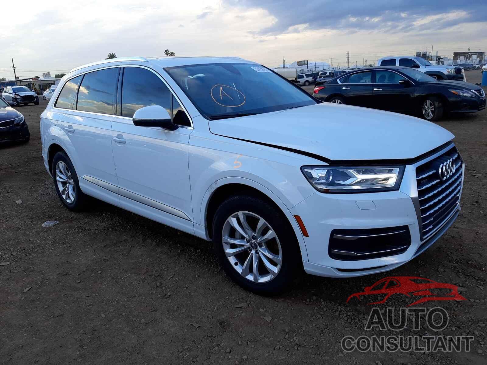 AUDI Q7 2019 - WA1AAAF70KD009833