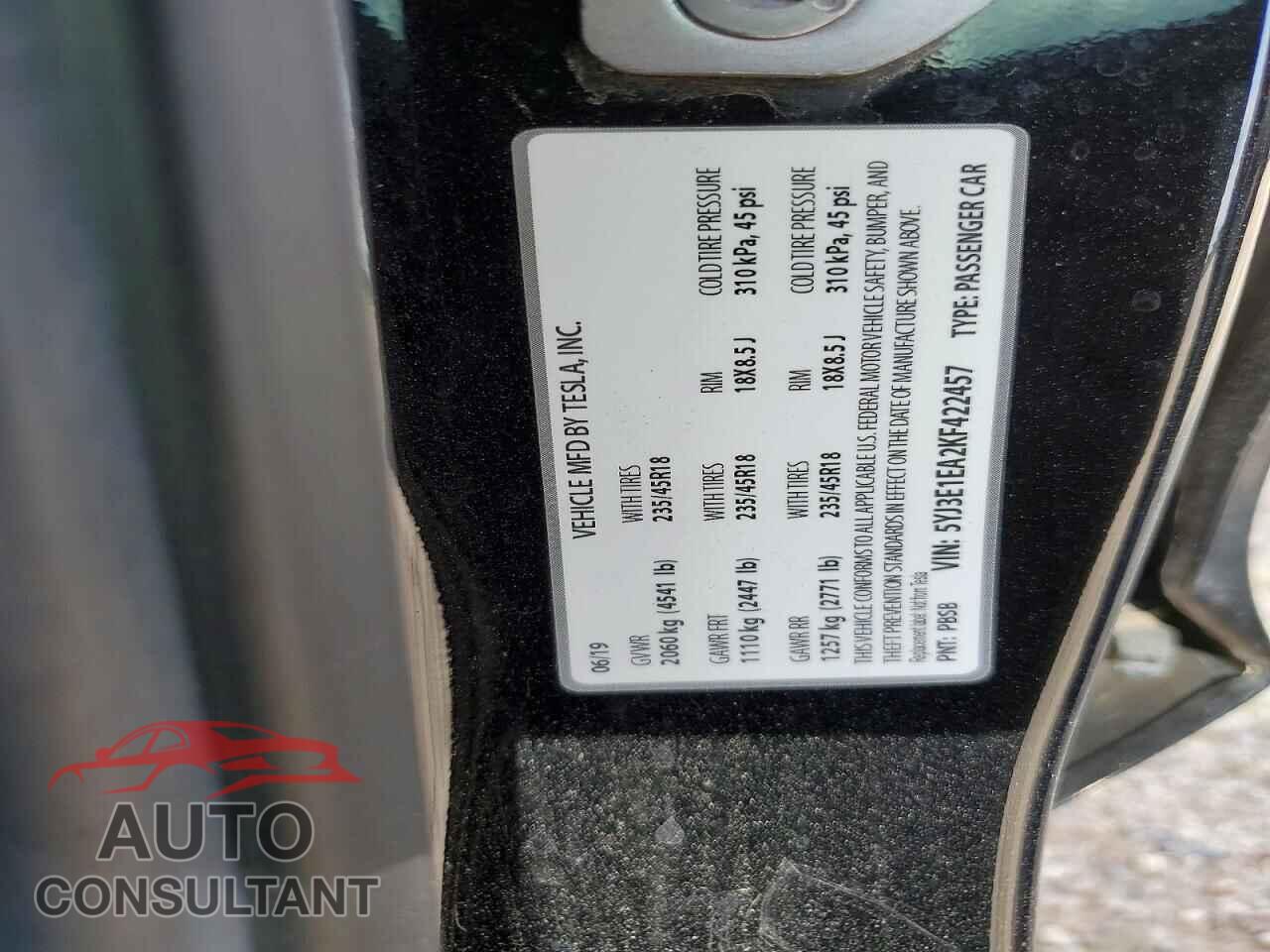 TESLA MODEL 3 2019 - 5YJ3E1EA2KF422457