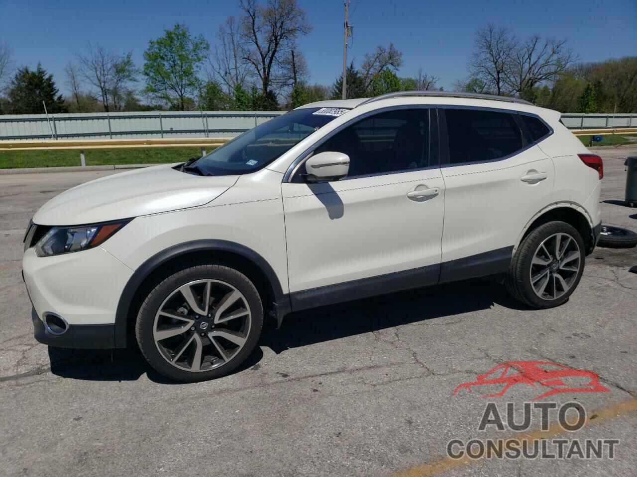 NISSAN ROGUE 2019 - JN1BJ1CR3KW315612