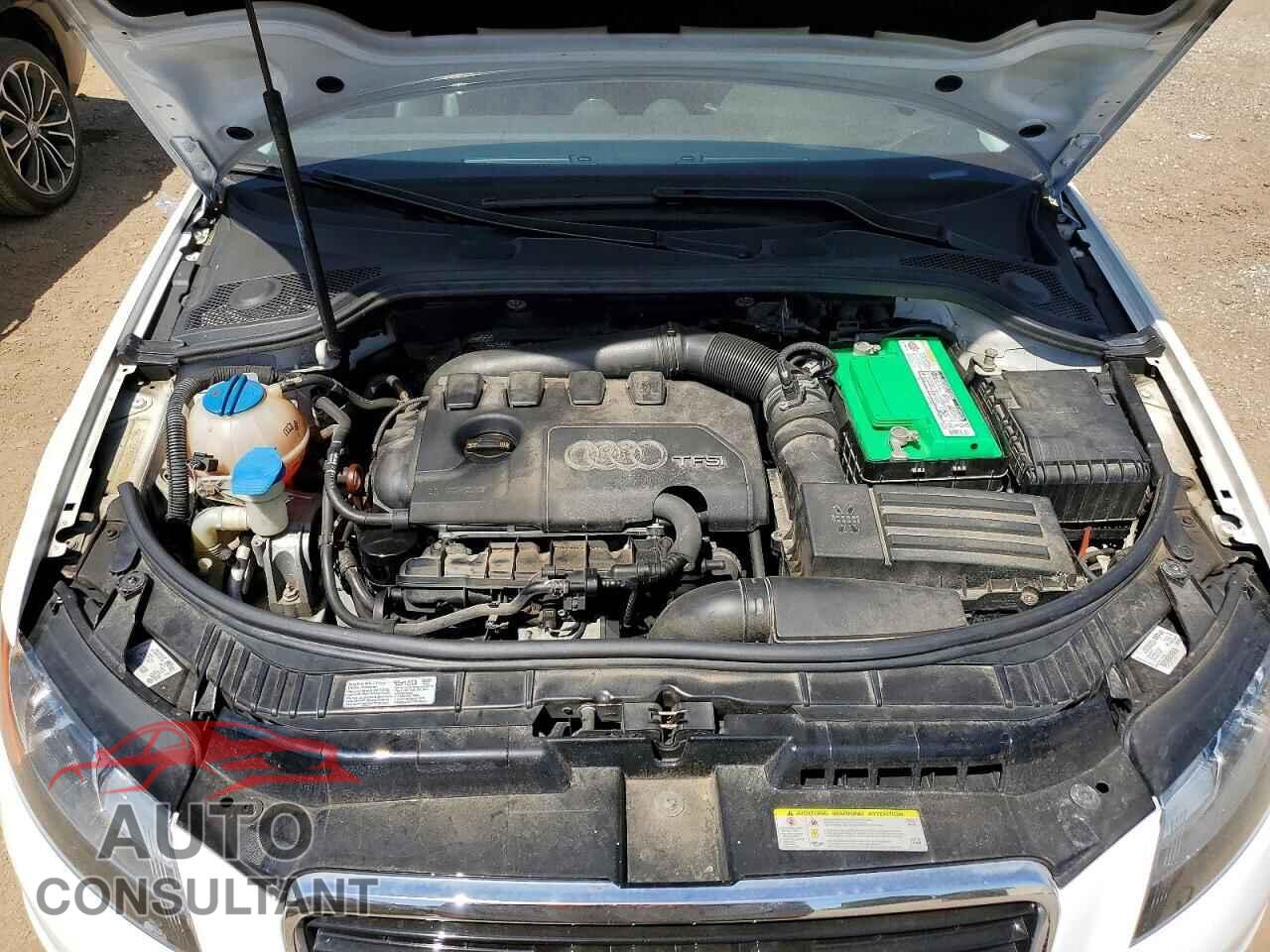 AUDI A3 2011 - WAUDFAFM6BA055806