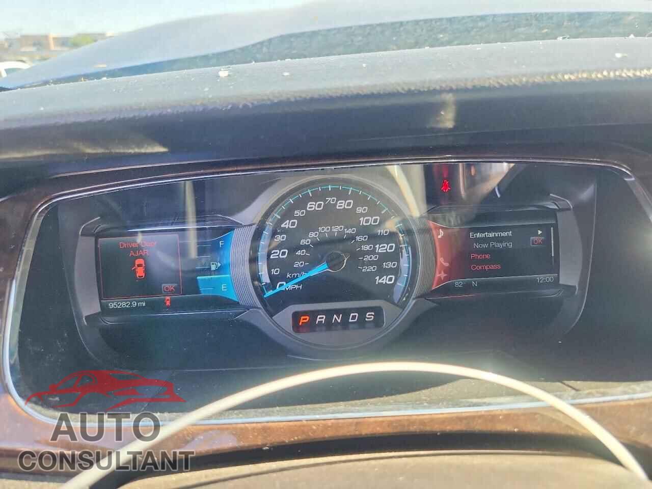 FORD TAURUS 2013 - 1FAHP2F82DG101616