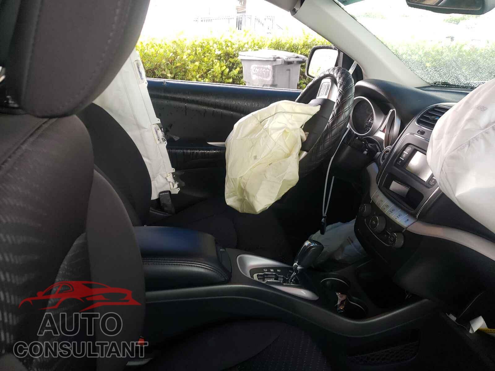 DODGE JOURNEY 2018 - 3C4PDCAB7JT521385