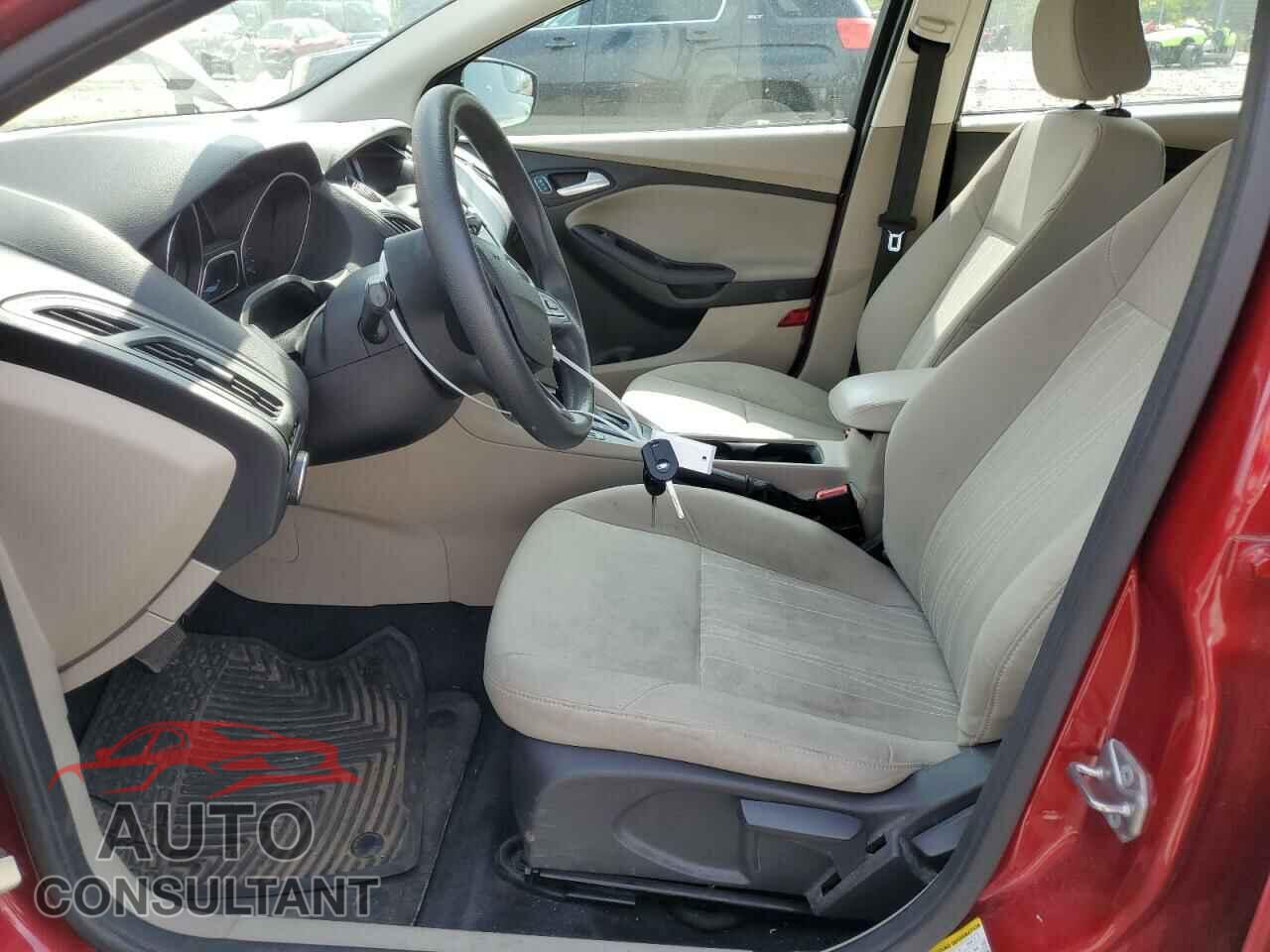 FORD FOCUS 2015 - 1FADP3K29FL378196