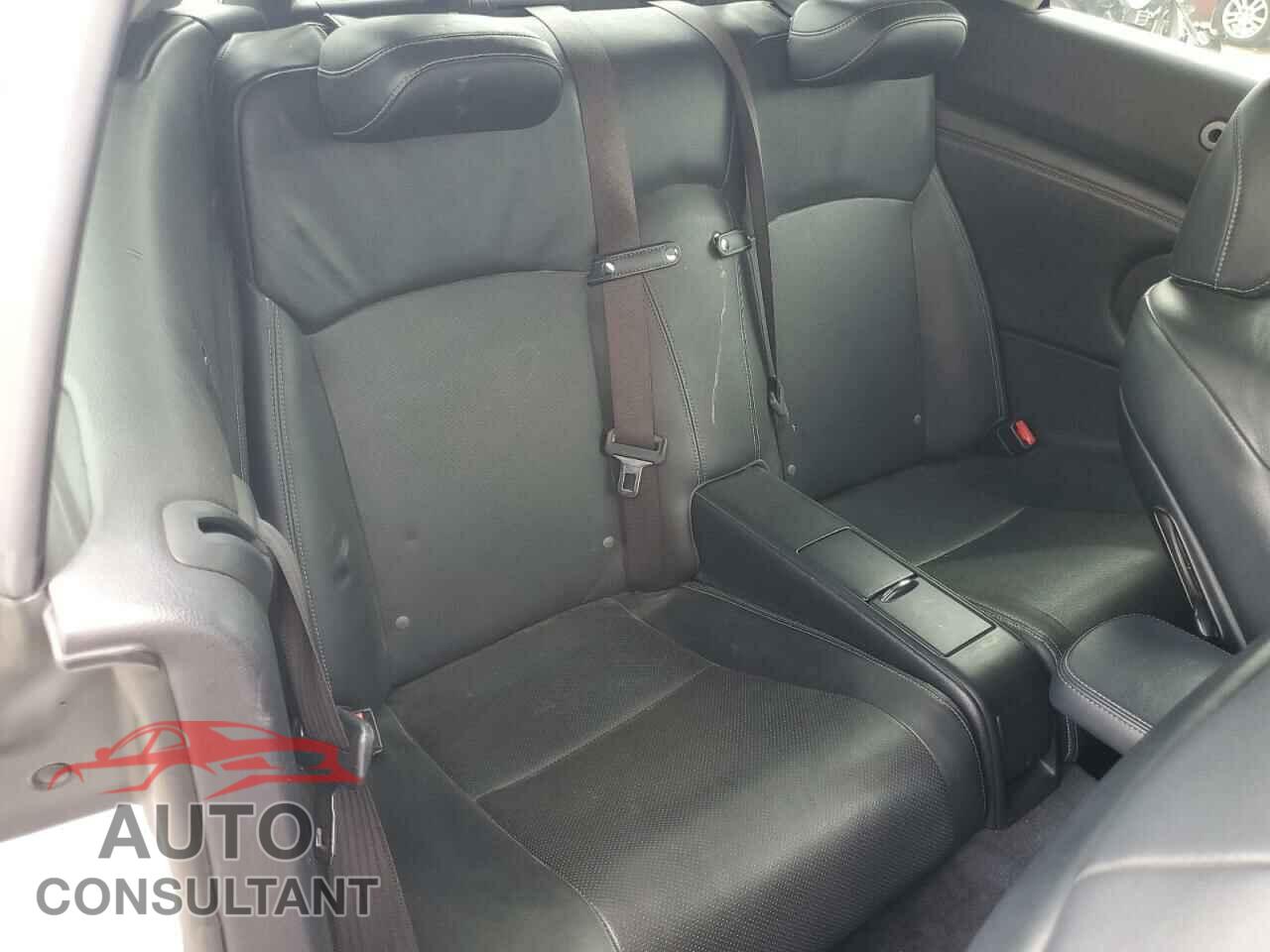 LEXUS IS 2012 - JTHFF2C23C2524901
