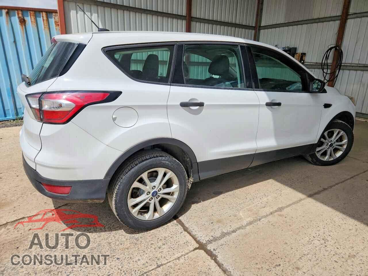 FORD ESCAPE 2017 - 1FMCU0F79HUD86181