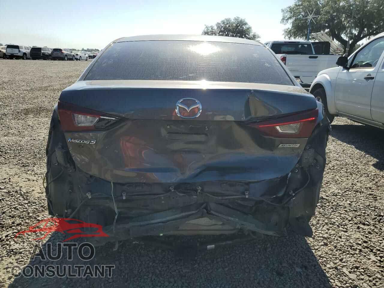 MAZDA 3 2017 - 3MZBN1U70HM107305