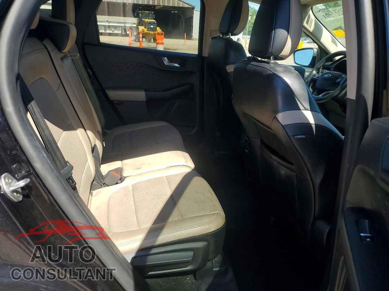 FORD ESCAPE 2020 - 1FMCU0H63LUA68263