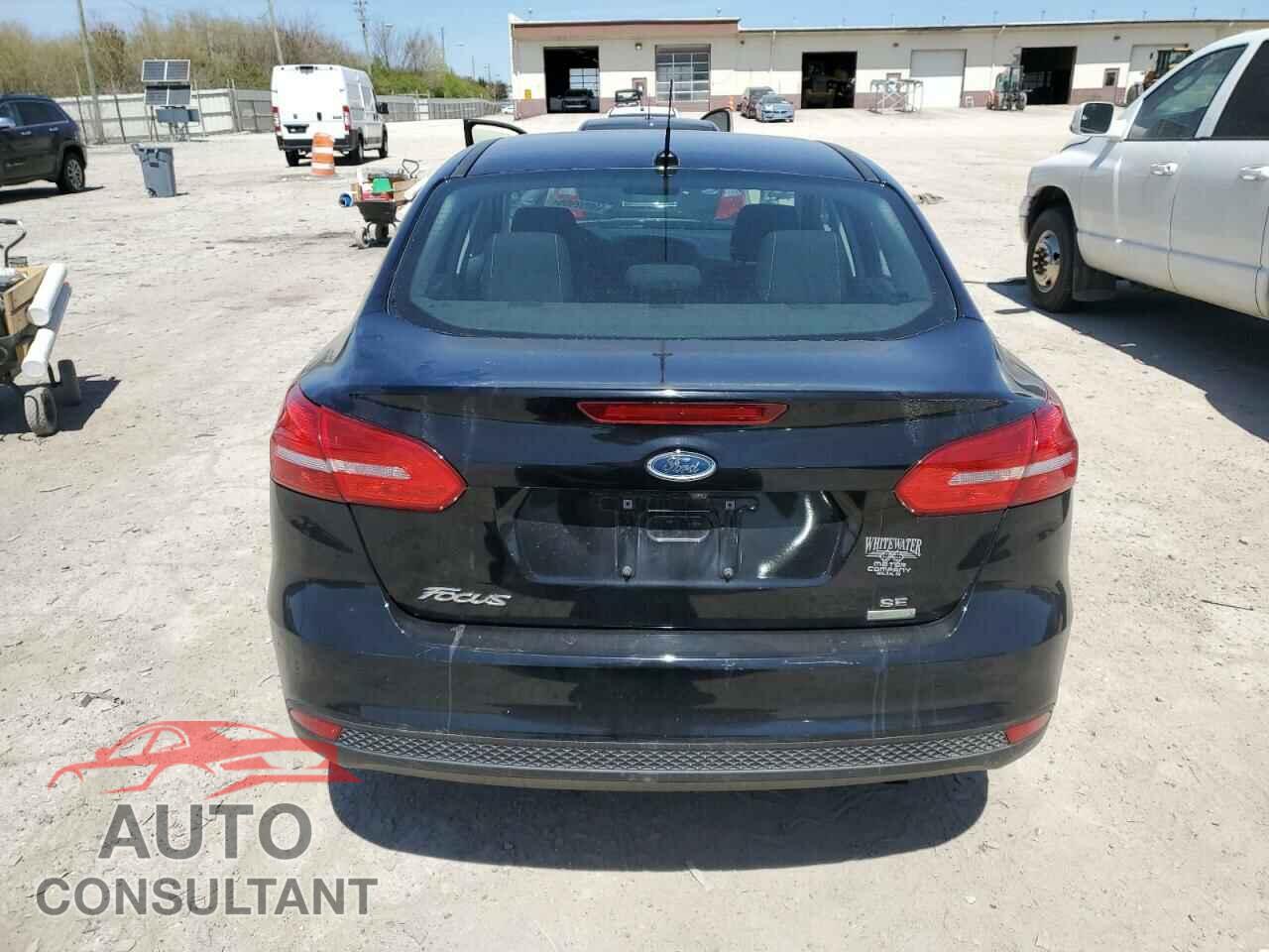 FORD FOCUS 2018 - 1FADP3FE0JL247316